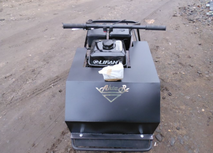 Мотобуксировщик AhtaR Зима 9 л/с с вариатором в Норильске