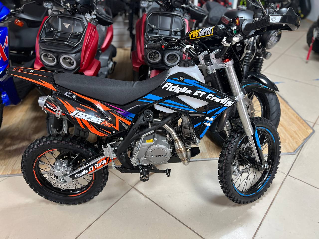 Мотоцикл (питбайк) PROMAX FIDET (ФАЙДЕТ) 190E PRO 17/14 в Норильске