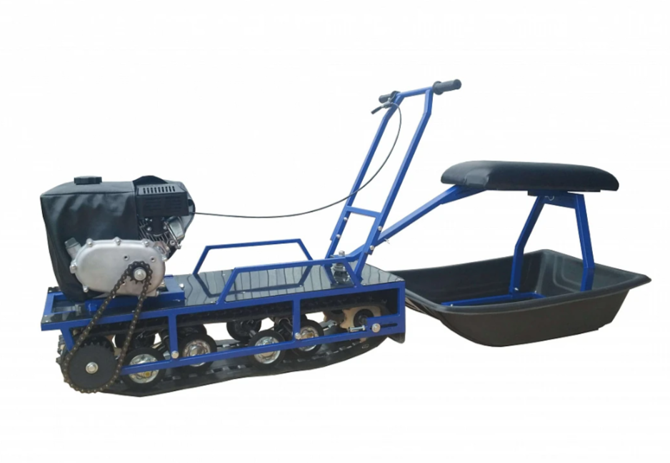 Мотобуксировщик Альбатрос-L 8 с фарой в Норильске