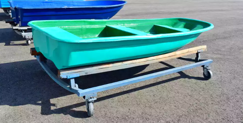 Стеклопластиковая лодка Старт (тримаран) в Норильске