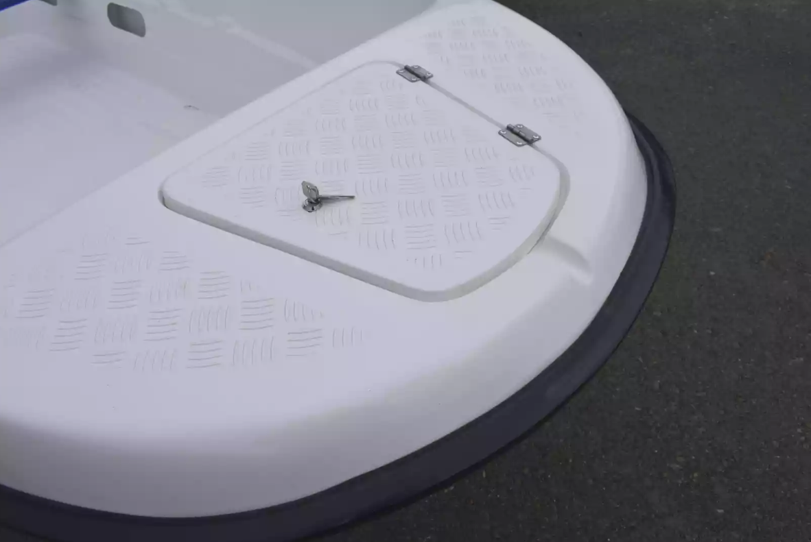 Стеклопластиковая лодка Пингвин New (тримаран) в Норильске