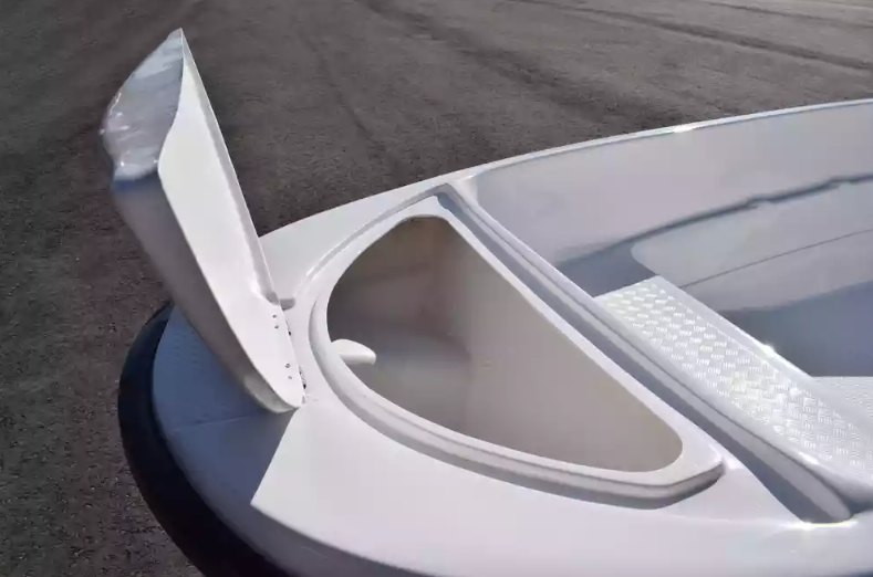 Стеклопластиковая лодка Пингвин (тримаран) в Норильске