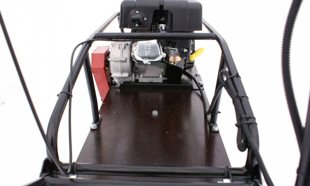 Мотобуксировщик БТС «МАЛЕК» 380/7 БЕЗ э/зап. Б/У в Норильске