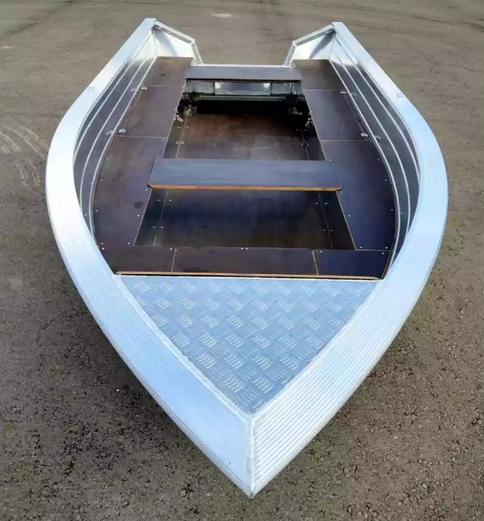 Алюминиевая лодка Неман-400 в Норильске