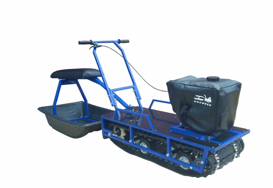 Мотобуксировщик Альбатрос-L 8 с фарой в Норильске