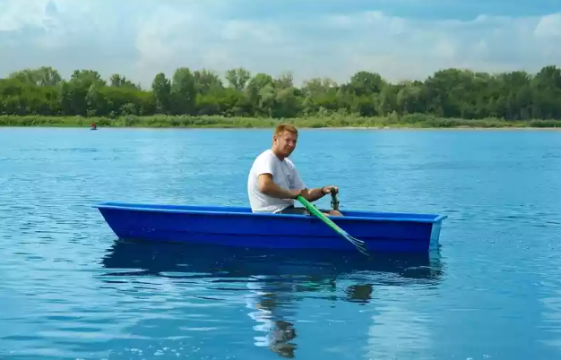 Стеклопластиковая лодка Малютка в Норильске