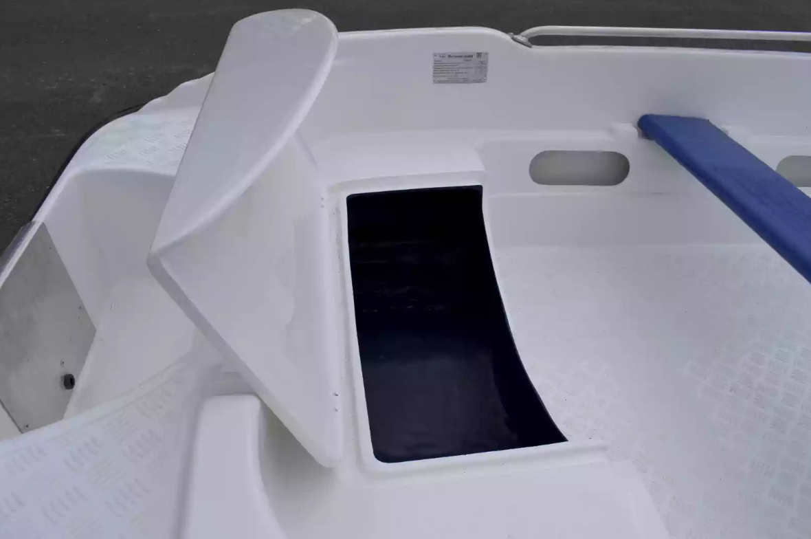 Стеклопластиковая лодка Пингвин New (тримаран) в Норильске