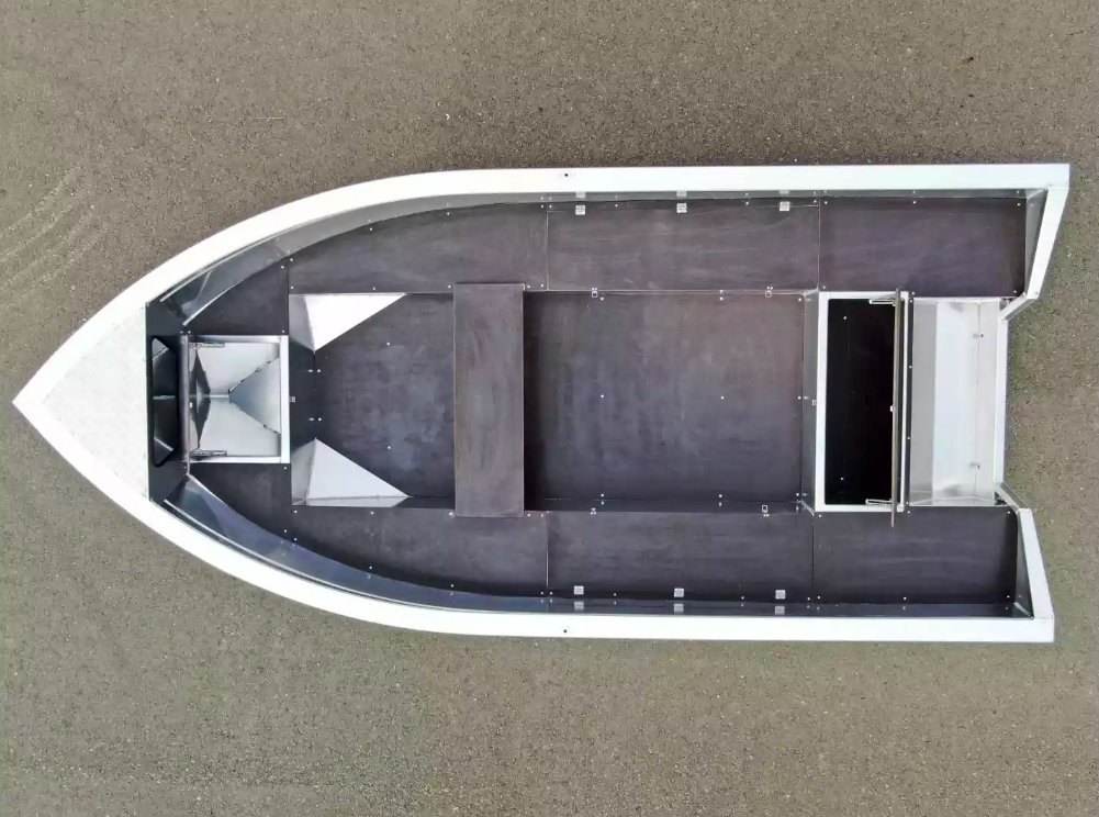 Алюминиевая лодка  Неман-420 в Норильске