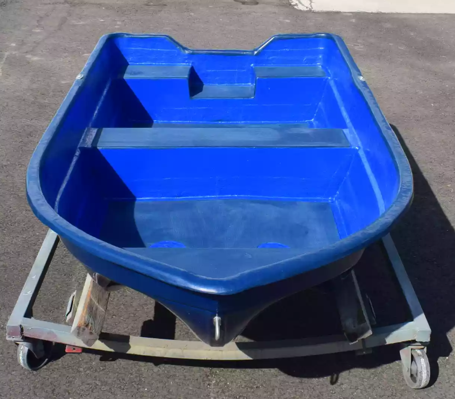 Стеклопластиковая лодка Neman-340 (тримаран) в Норильске