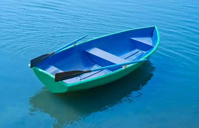 Стеклопластиковая лодка Дельфин в Норильске