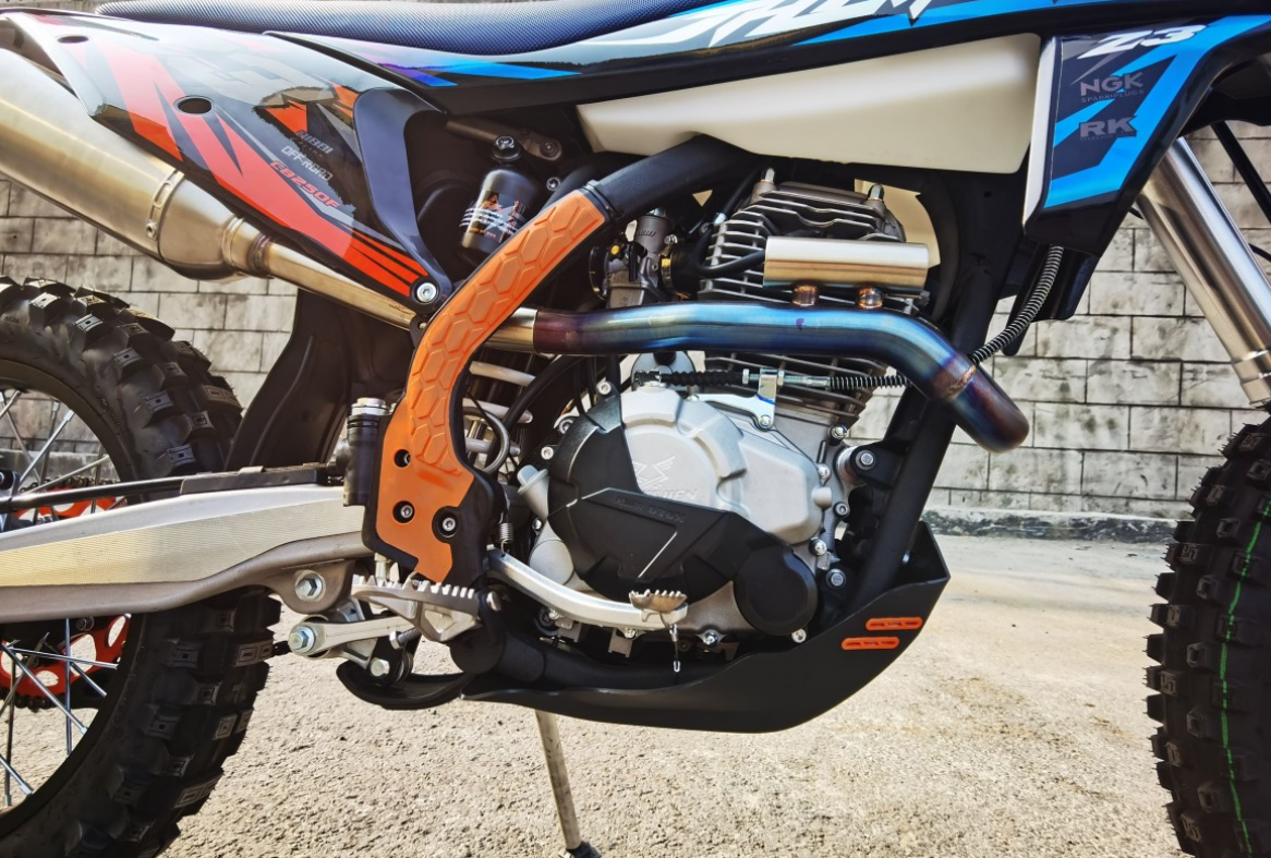 Мотоцикл JHLMOTO JHL Z3 CB250 (172FMM-3A) в Норильске