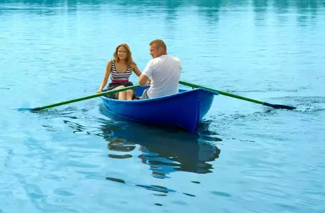 Стеклопластиковая лодка Дельфин в Норильске