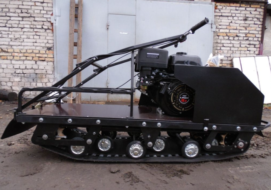 Мотобуксировщик AhtaR Зима 9 л/с с вариатором в Норильске