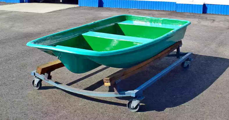 Стеклопластиковая лодка Старт (тримаран) в Норильске