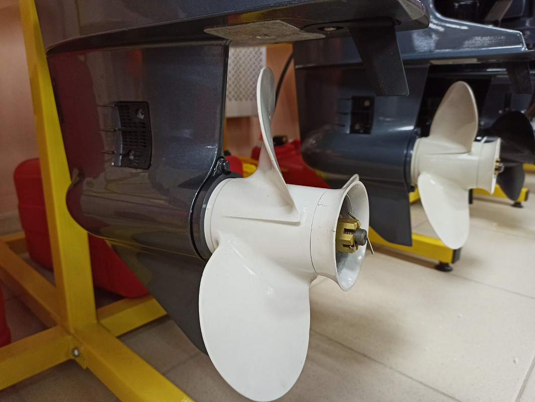 Лодочный мотор BREEZE T30S (2х тактный) в Норильске