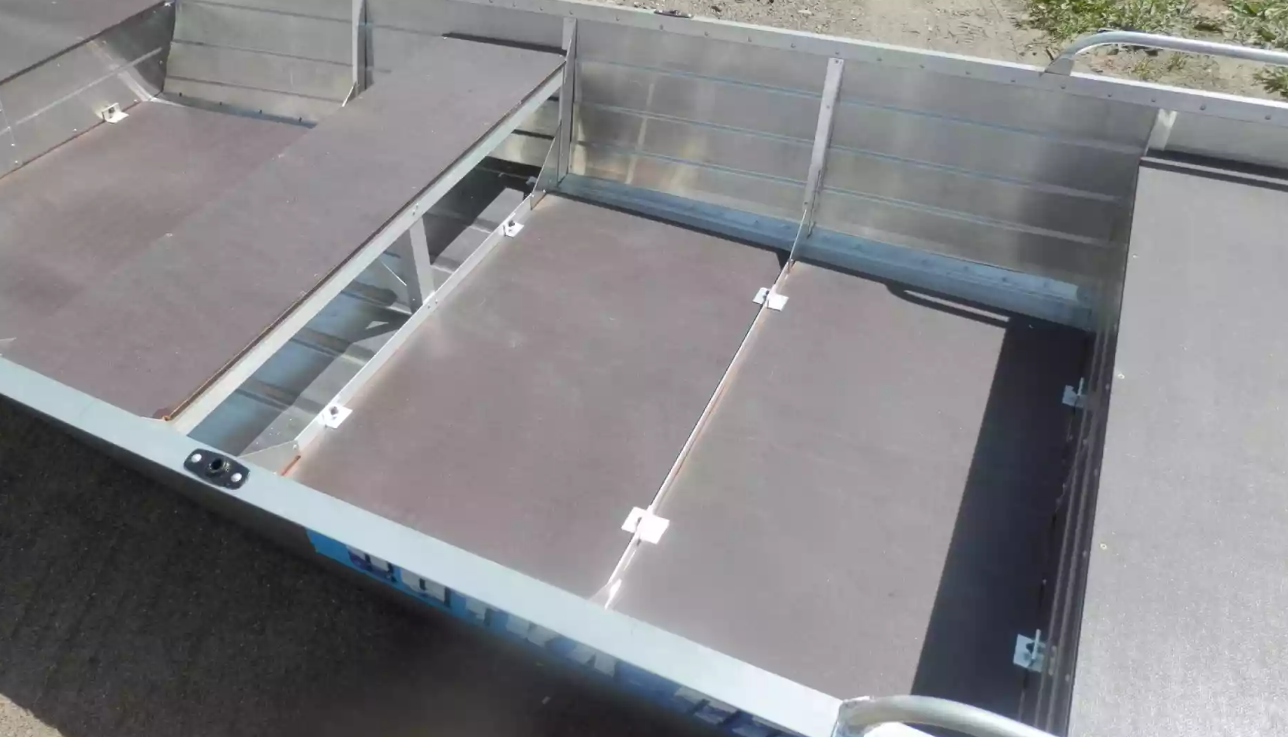 Алюминиевая лодка Вятка-Профи 32 в Норильске