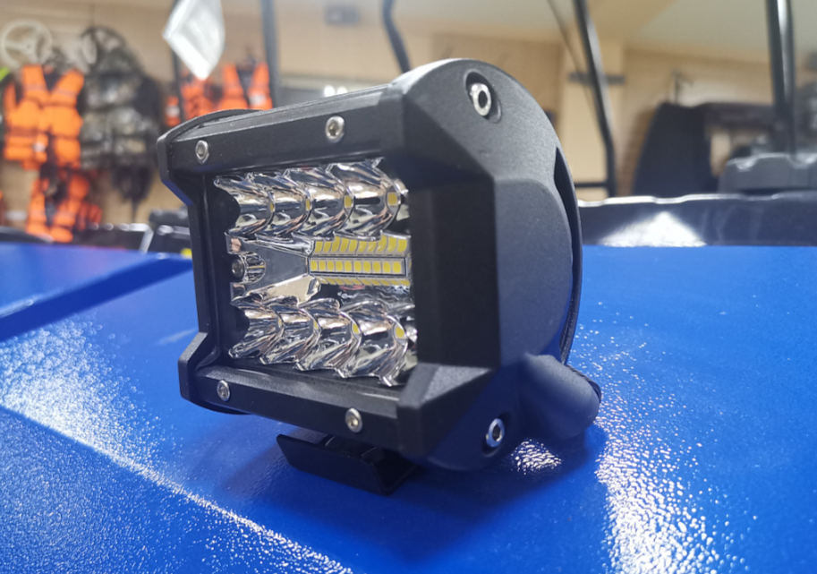 Мотобуксировщик SNOWBEAR 500 15 в Норильске