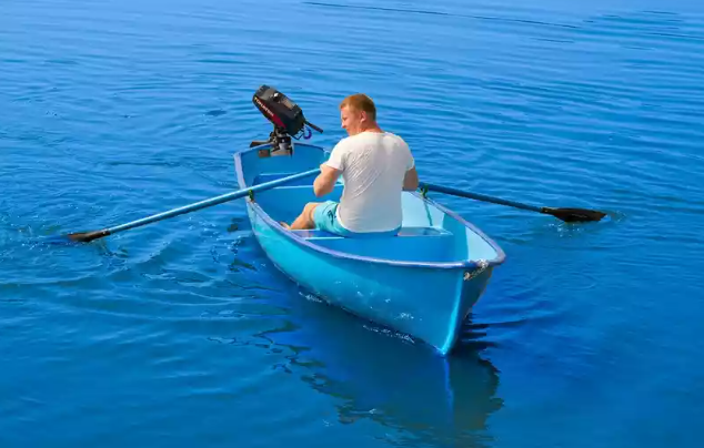 Стеклопластиковая лодка Омуль в Норильске