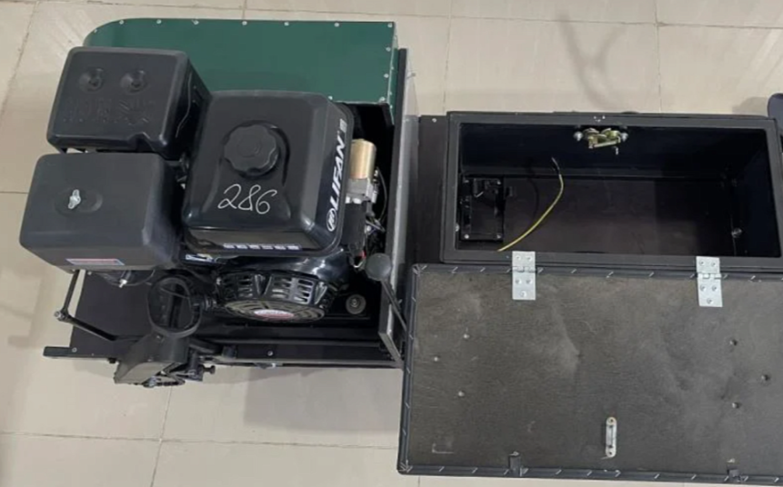 Мотобуксировщик ЕНОТ 4М в Норильске