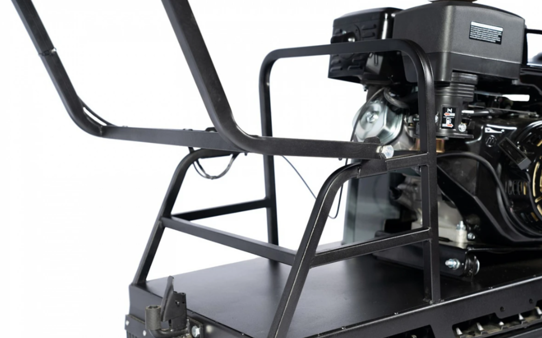 Мотобуксировщик БУРЛАК-M2 LFS 15 л.с.(передний привод, склизы) в Норильске