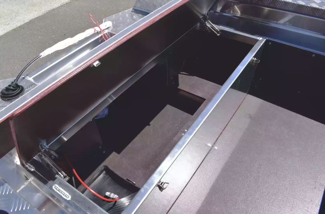 Алюминиевая лодка Wyatboat-390 DCM в Норильске