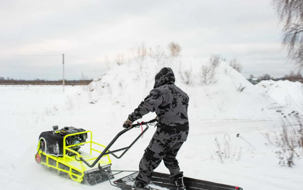 Мотобуксировщик Бурлак ХОЗЯИН-1 (капот ткань) в Норильске