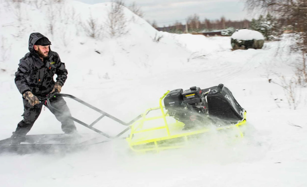 Мотобуксировщик Бурлак ХОЗЯИН-1 (капот ткань) в Норильске