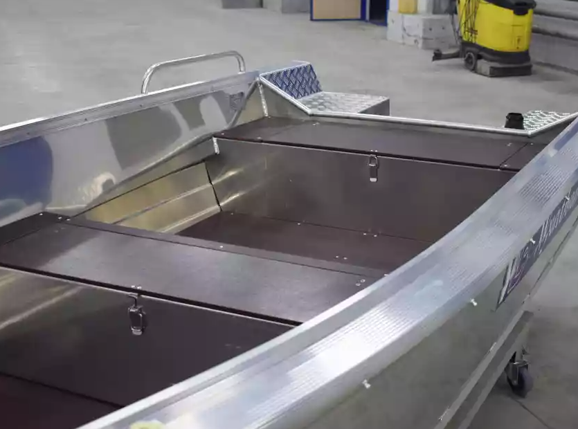 Алюминиевая лодка  Wyatboat-430 Р в Норильске