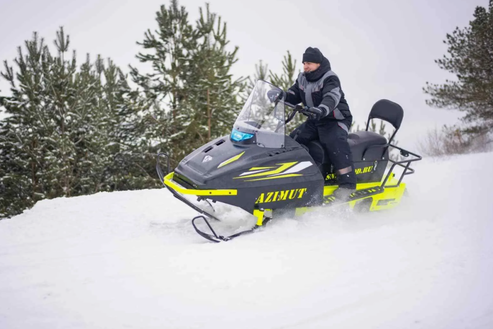 Миниснегоход Бурлак Азимут 24 л.с. , эл.запуск, реверс, тормоз гидравл, капот черный в Норильске