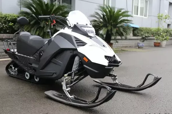 Снегоход ULAR 220 в Норильске