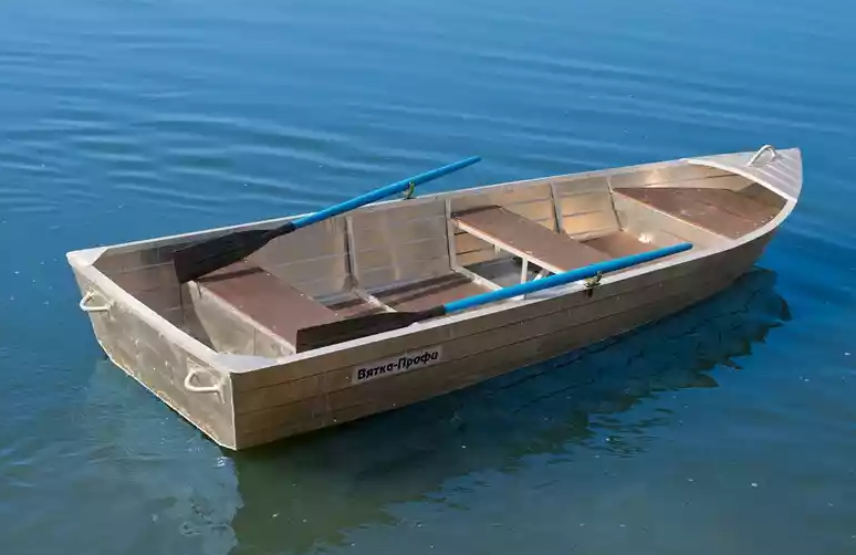 Алюминиевая лодка Вятка-Профи 32 в Норильске
