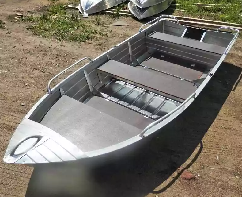 Алюминиевая лодка Вятка-Профи 37 в Норильске