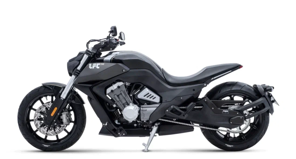 Мотоцикл Benda LFC 700 в Норильске