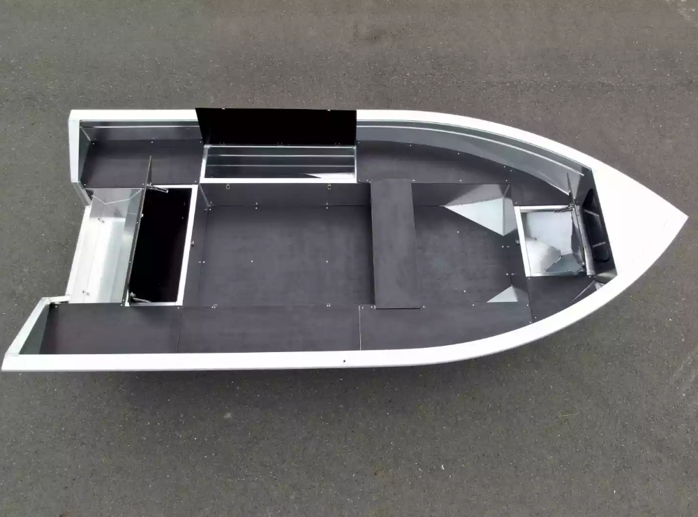 Алюминиевая лодка  Неман-420 в Норильске