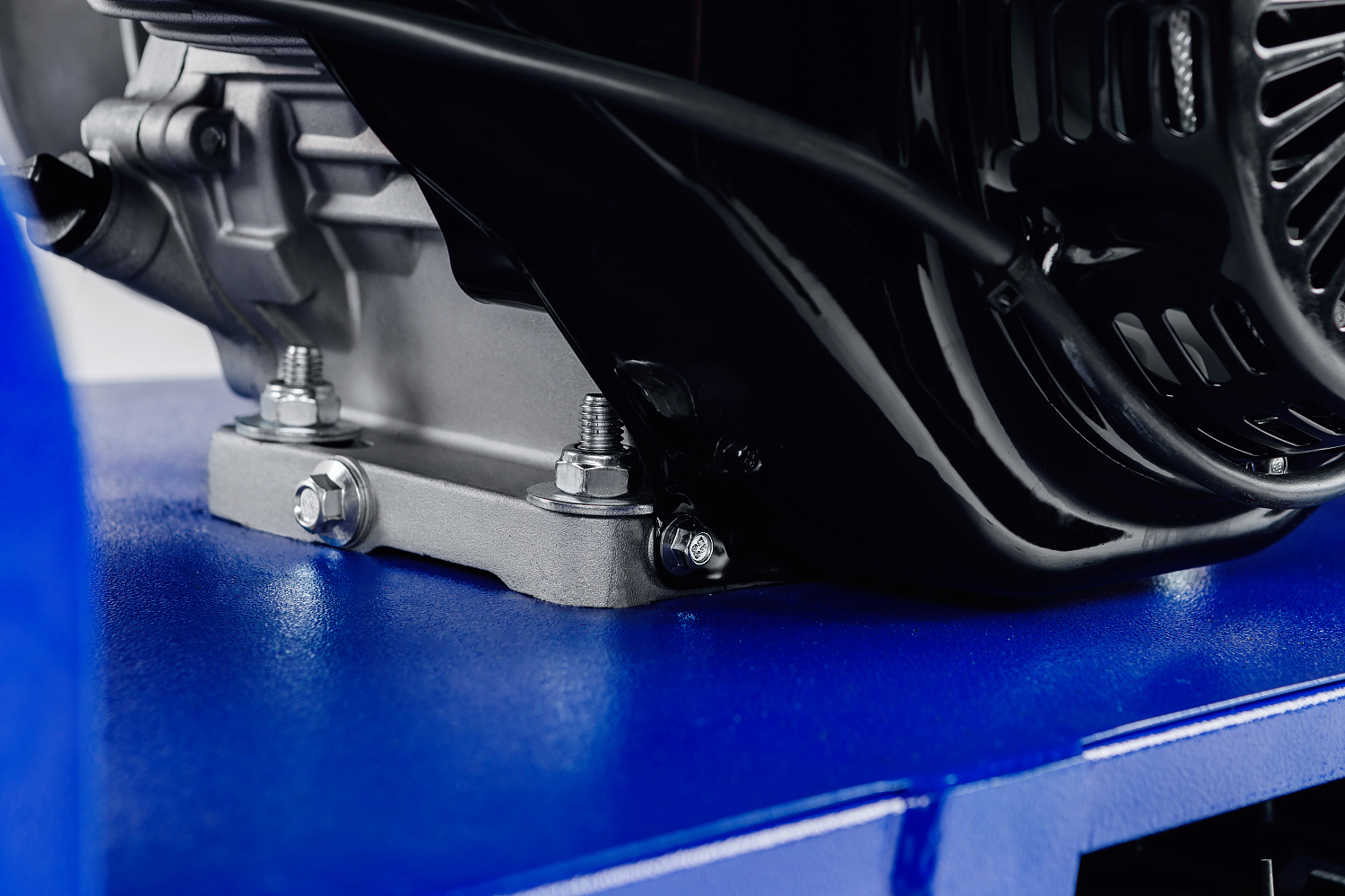 МОТОБУКСИРОВЩИК SNOW DOG 15 л.с. в Норильске