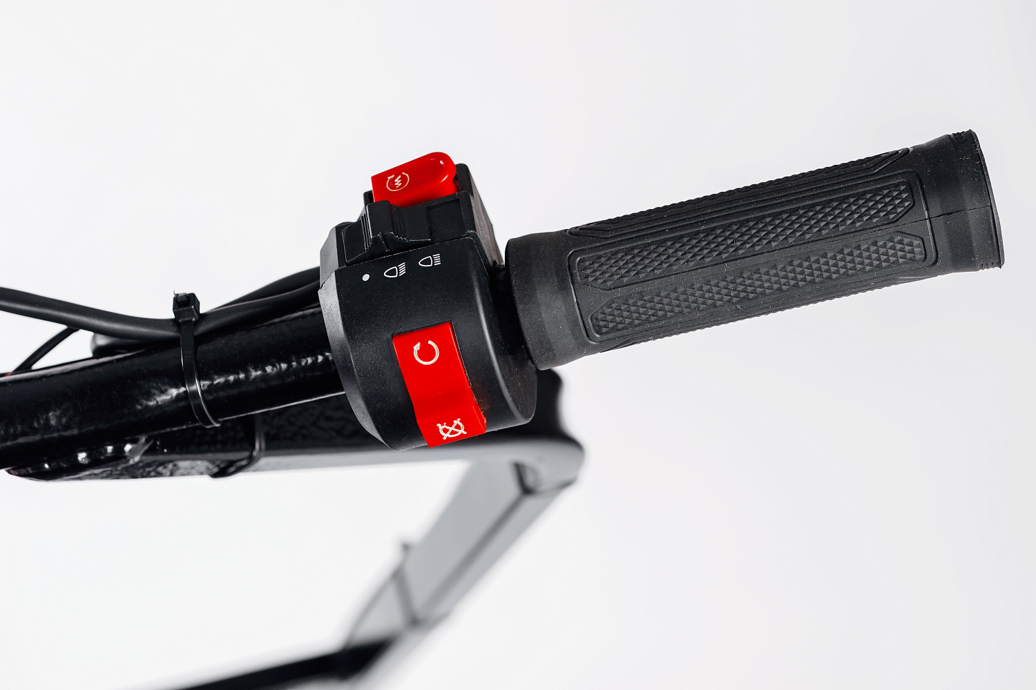 МОТОБУКСИРОВЩИК IKUDZO LONG 2.0 1700/500 EKR19 в Норильске